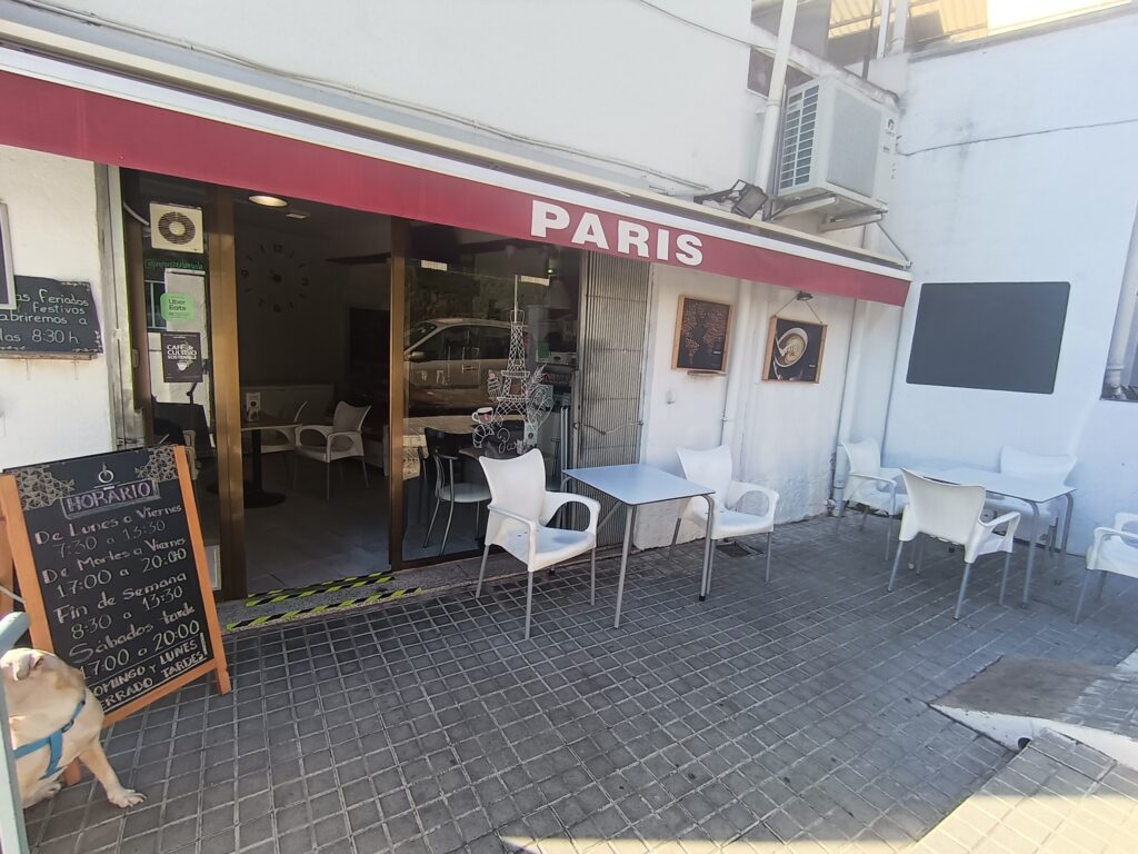 Terraza de Panadería Paris